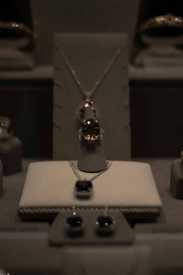 Où trouver des conseils pour un tourisme écologique et économique ?